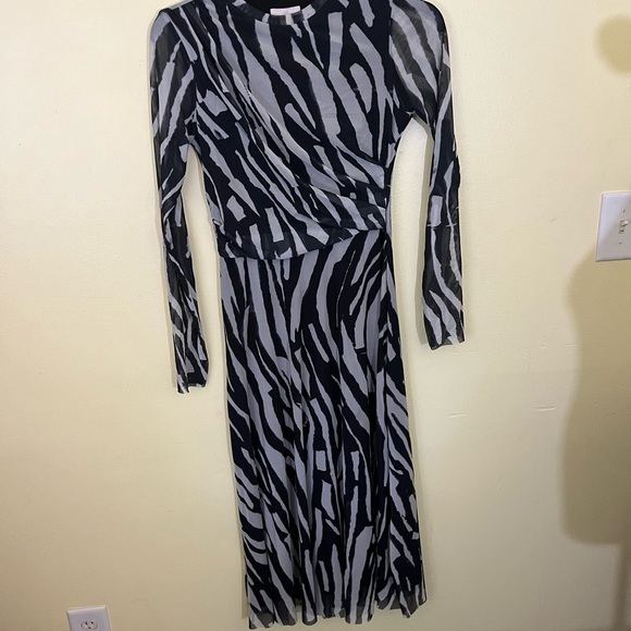 H&M Elegant Black and Gray Zebra Print Dress Small - Picture 1 of 7